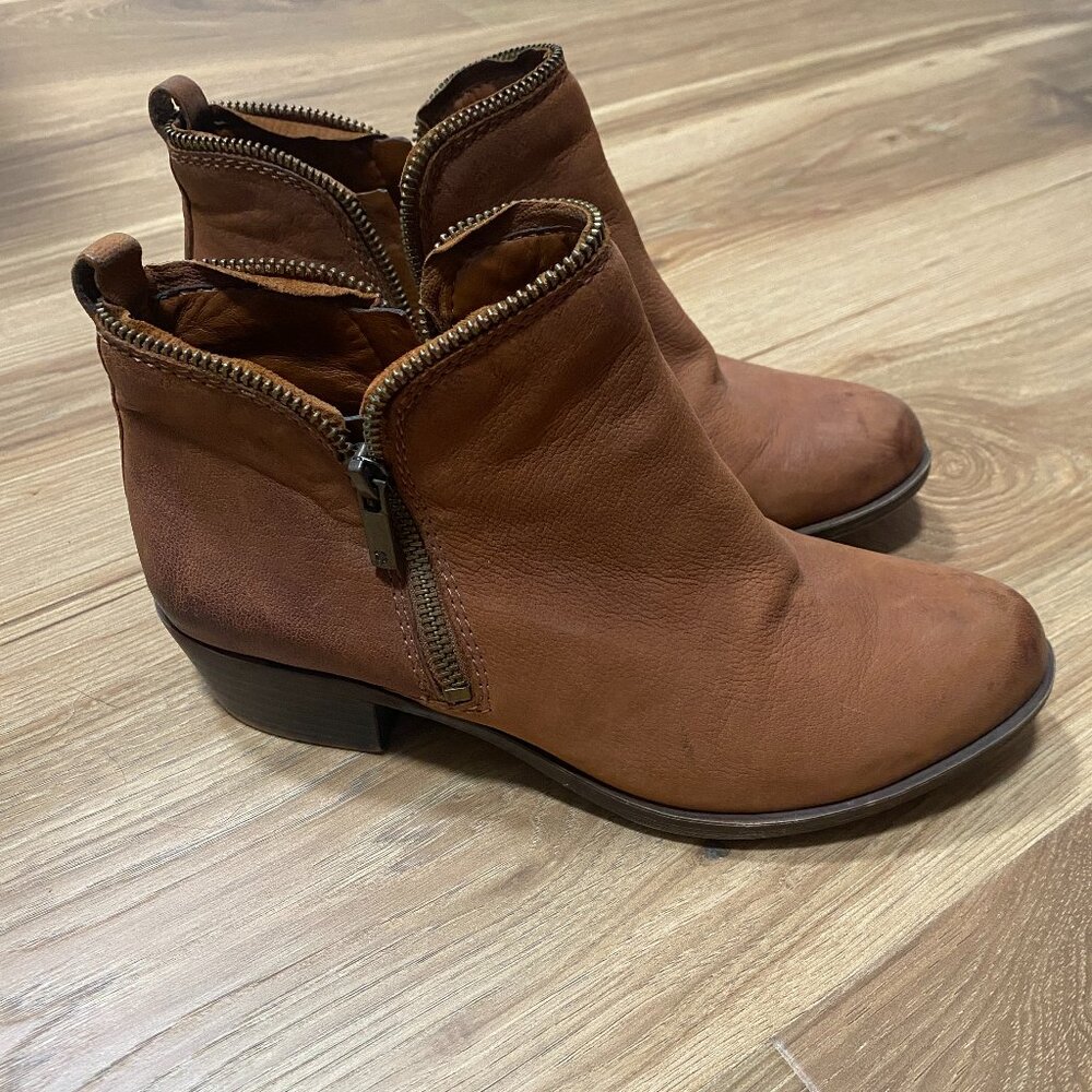 Lucky brand bootie